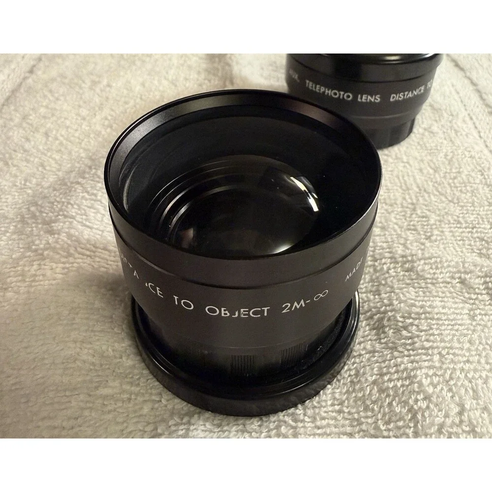 Vintage Sakar Aux Wide Angle Conversion Lens 0.5x 52mm Screw Mount Made in Japan